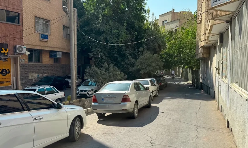 آشنایی با محله آذر