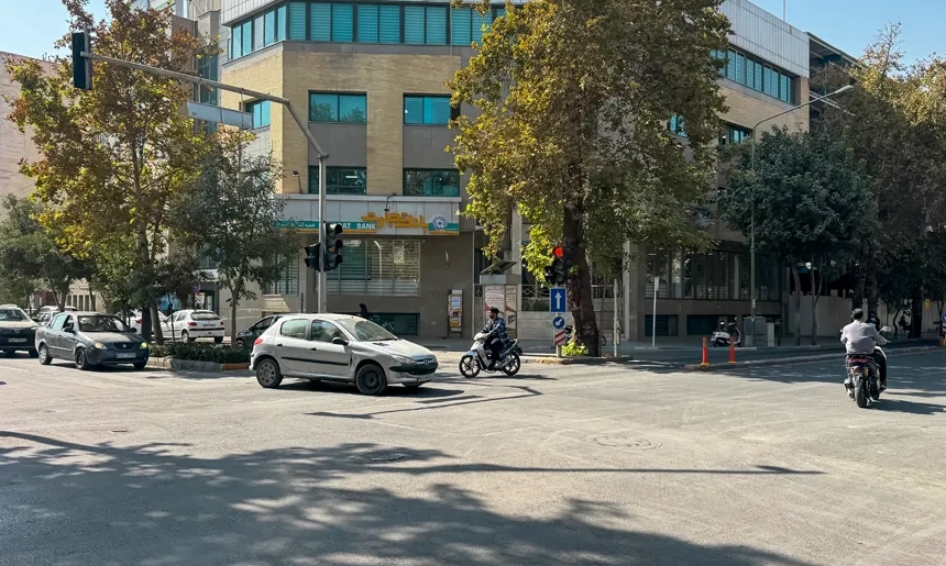 آشنایی با محله آذر