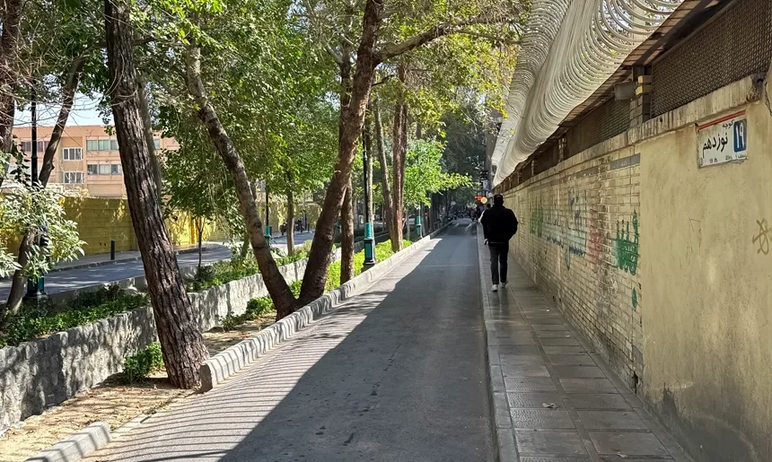 آشنایی با محله آذر