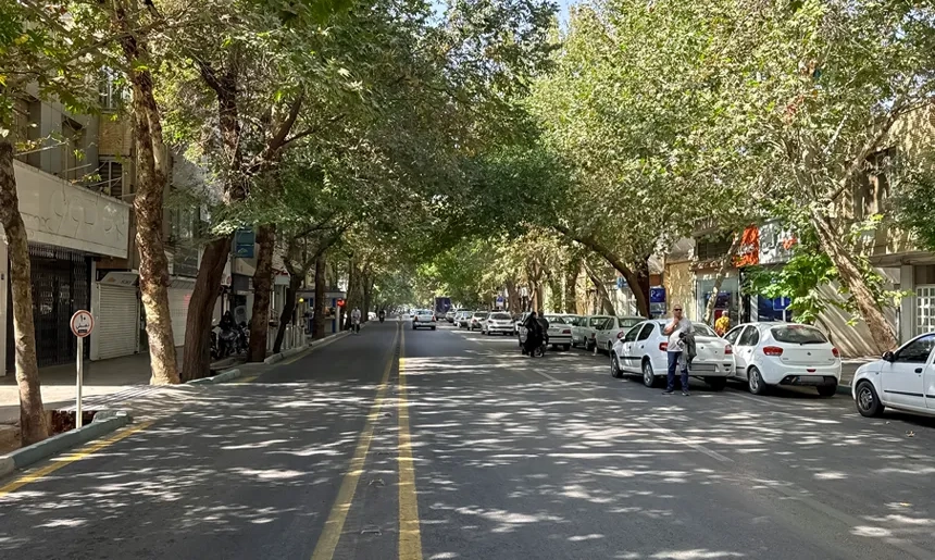 آشنایی با محله آذر