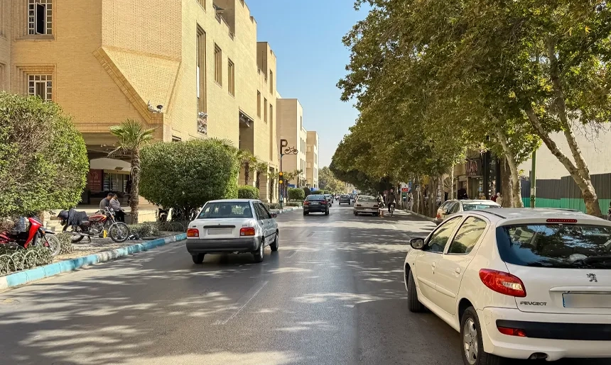 آشنایی با محله نازبند