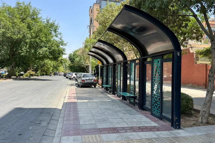 وضعیت حمل‌ونقل عمومی در محله مبارزان چگونه است