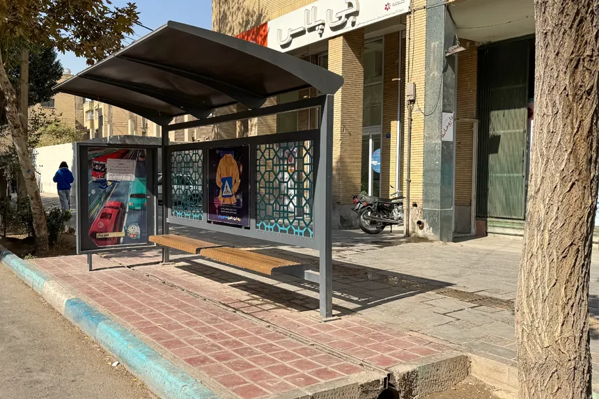 وضعیت حمل‌ونقل عمومی در محله نازبند چگونه است