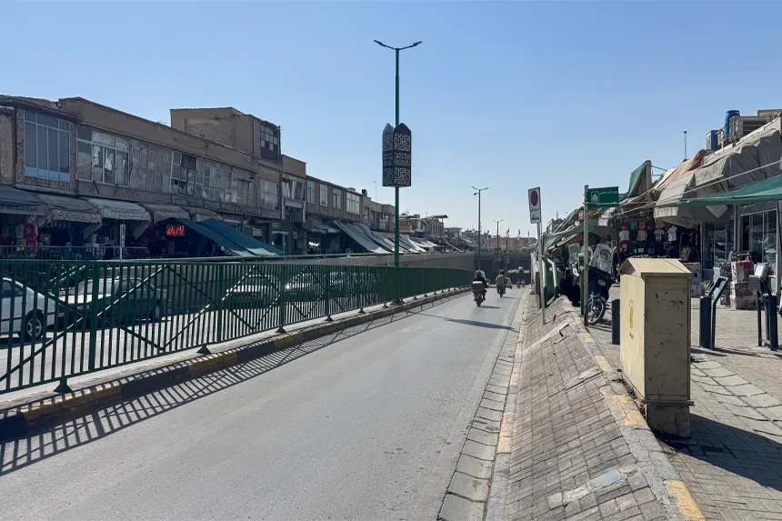 وضعیت حملونقل عمومی در محله شهشهان چگونه است وضعیت حملونقل عمومی در محله شهشهان چگونه است