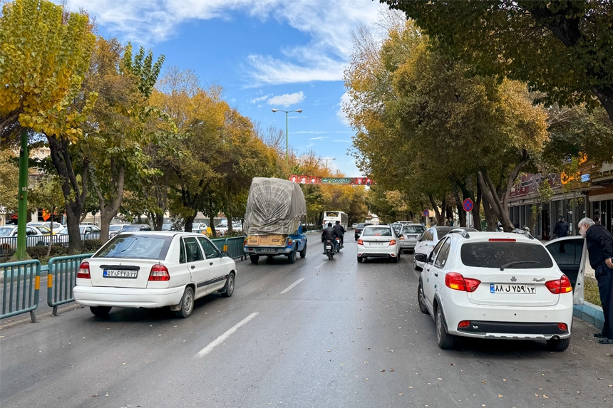 ترافیک خیابان بزرگمهر - محله نورباران