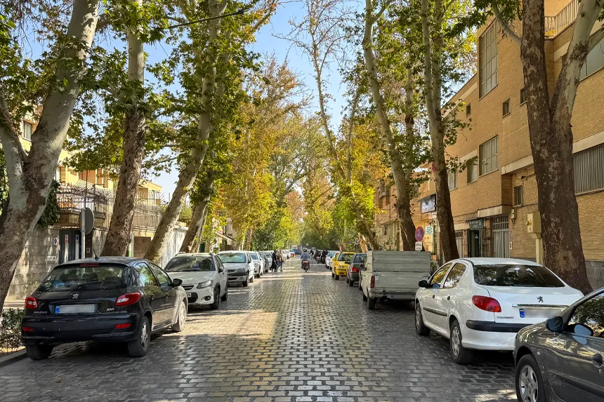 چرا محله آذر برای سکونت مناسب است