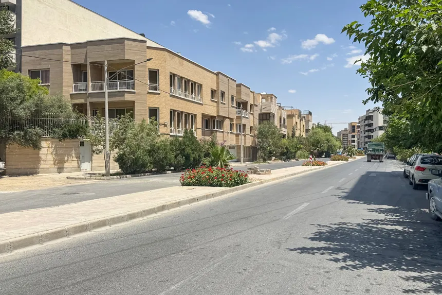 چرا محله شهرستان گزینه مناسبی برای سکونت است