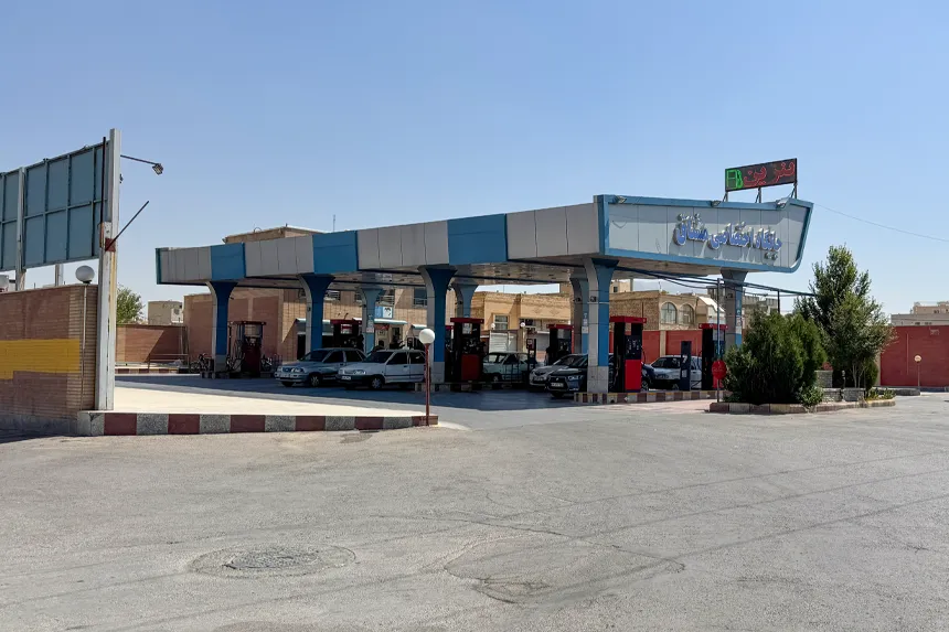 در محله زوان، کدام مراکز اداری و تجاری اهمیت ویژهای دارند در محله زوان، کدام مراکز اداری و تجاری اهمیت ویژهای دارند