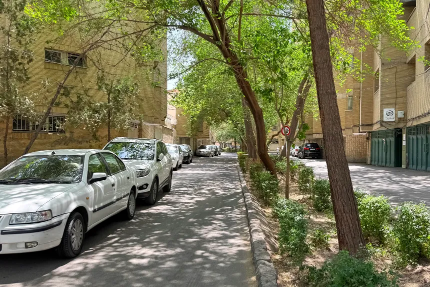 مزایای زندگی در محله حسین آباد