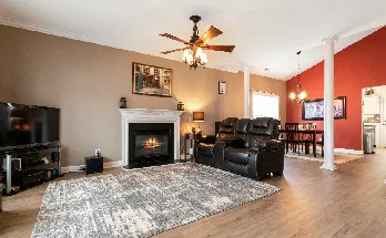 آپارتمان 82 متری دو خواب خوارزمی سپاهانشهر