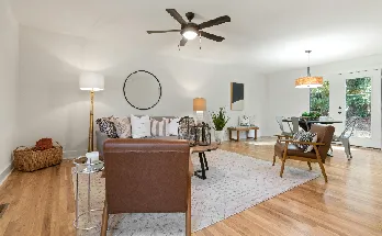 ویلایی دو طبقه 250 متری کوی امام جعفر صادق