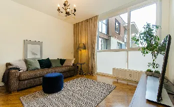 آپارتمان 125 متری در خیابان خواجه عمید