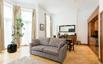 آپارتمان 130 متری دو خواب در خواجه عمید