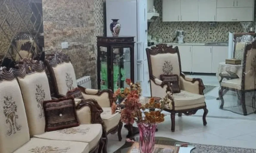 ویلایی دو طبقه 250 متری در امیر حمزه|خرید کل مجتمع| امیریه اصفهان