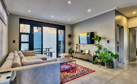 ویلایی دو طبقه 300 متری در مرداویج