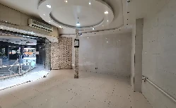 مغازه 37 متری در میدان انقلاب