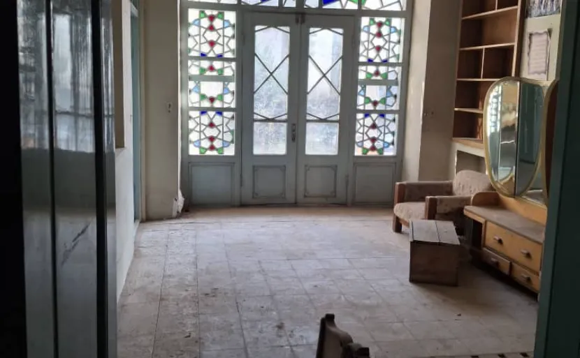 عمارت قدیمی در عبدالرزاق