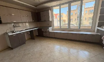 طبقه اول از یک خانه ویلایی2طبقه در سپاهان شهر